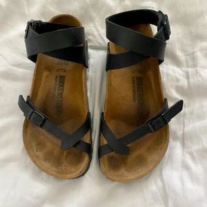 Birkenstock Yara sandals (Black)